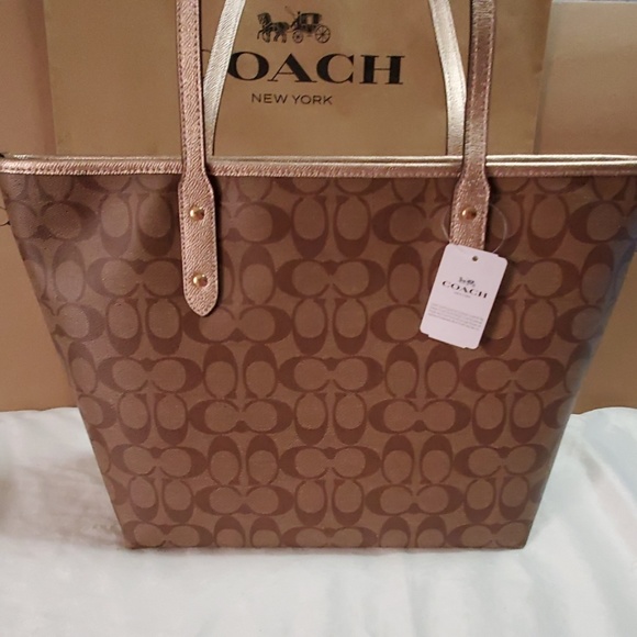 NWT ⚘Authentic COACH SET⚘ - Picture 2 of 7